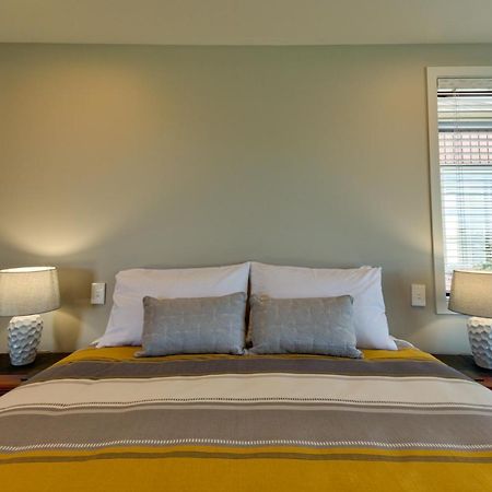 Annies On Milford Motel Te Anau Ngoại thất bức ảnh