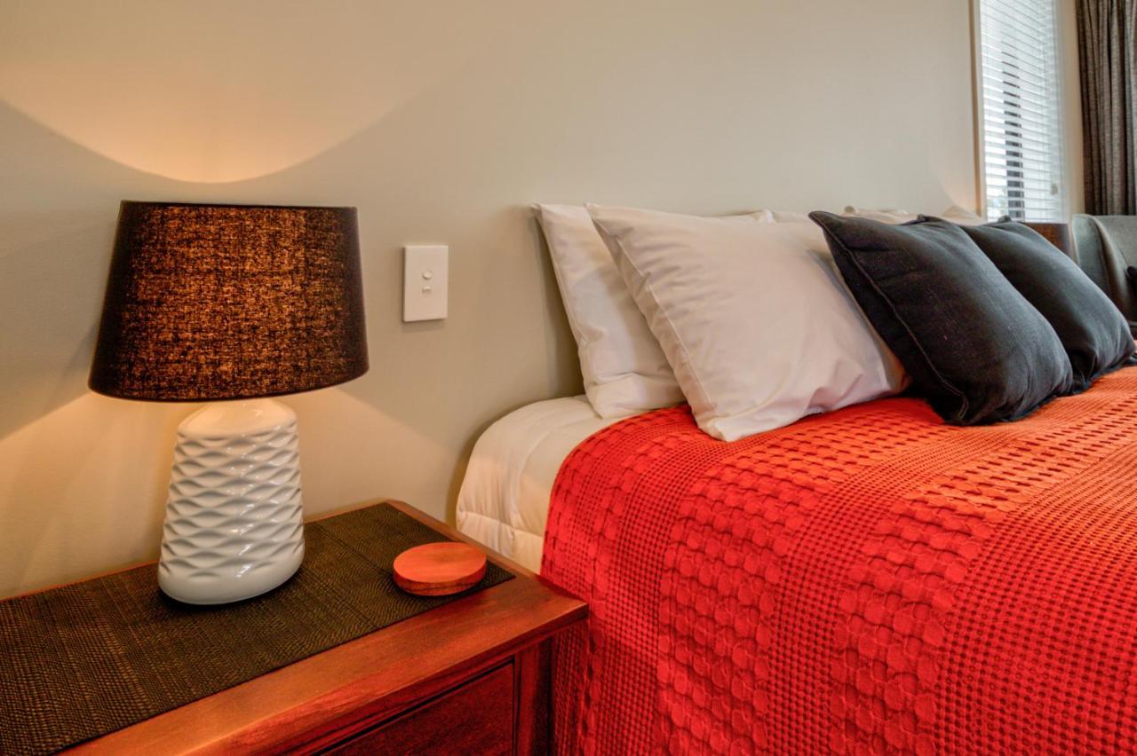 Annies On Milford Motel Te Anau Ngoại thất bức ảnh