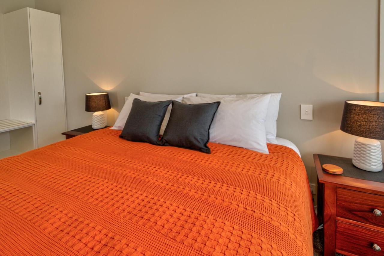 Annies On Milford Motel Te Anau Ngoại thất bức ảnh