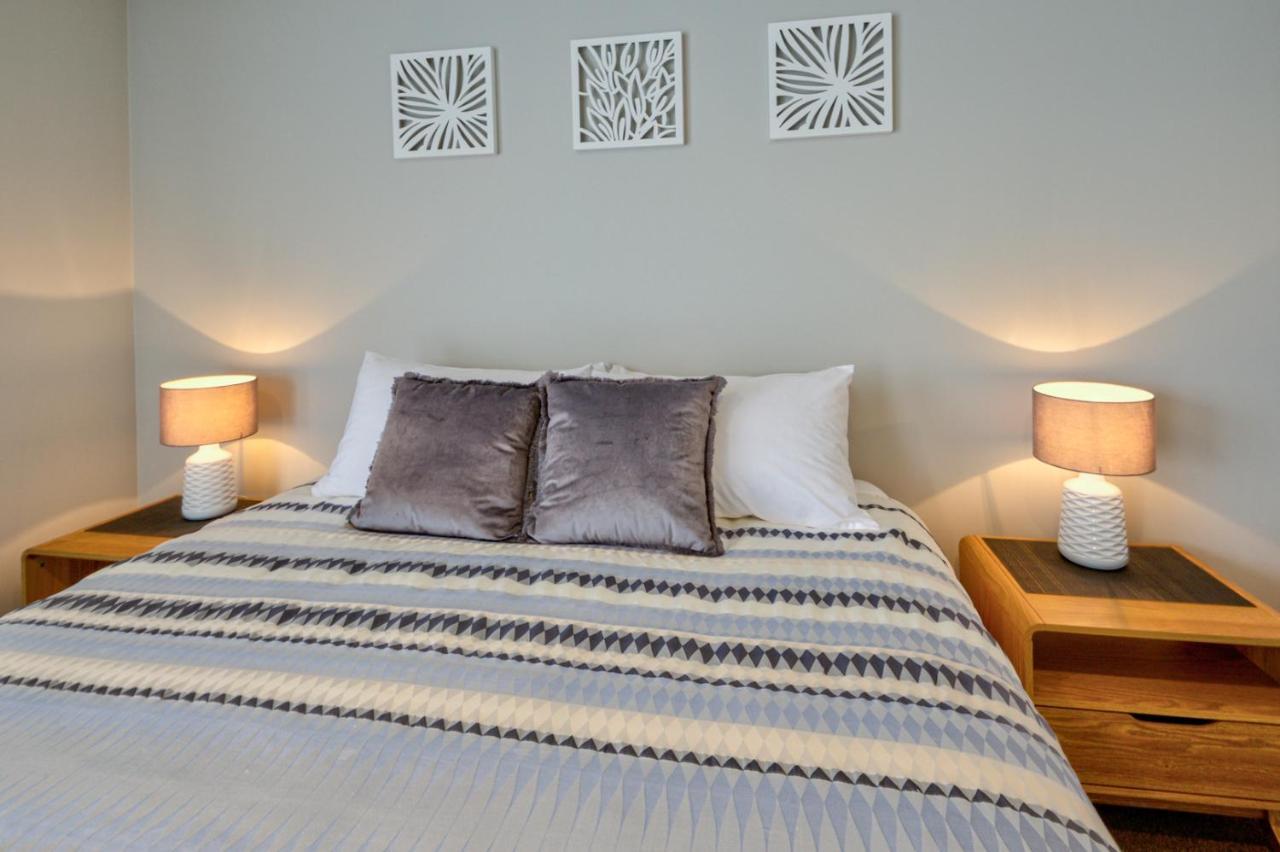 Annies On Milford Motel Te Anau Ngoại thất bức ảnh