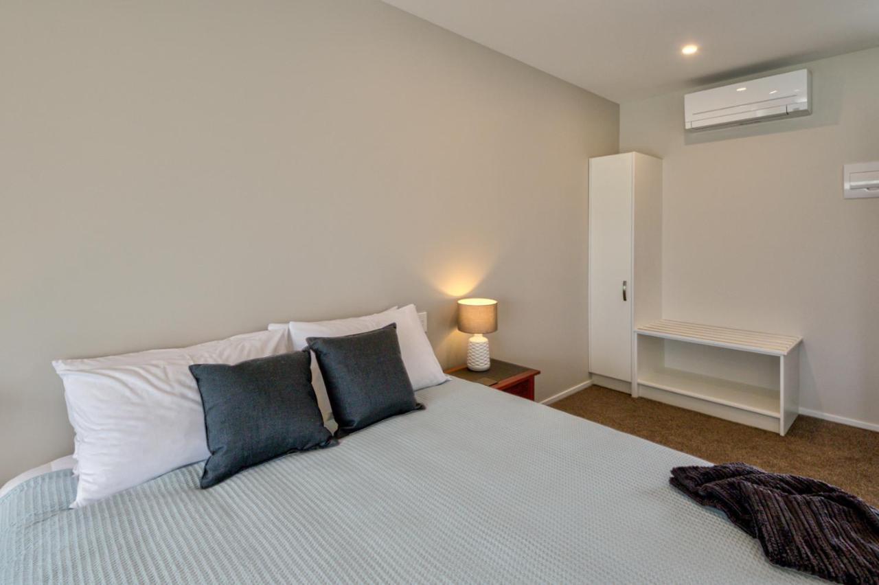 Annies On Milford Motel Te Anau Ngoại thất bức ảnh