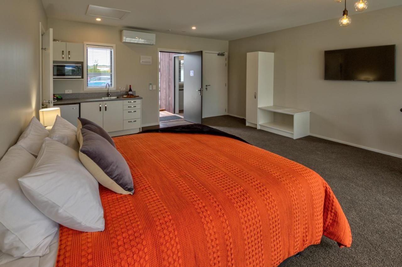 Annies On Milford Motel Te Anau Ngoại thất bức ảnh